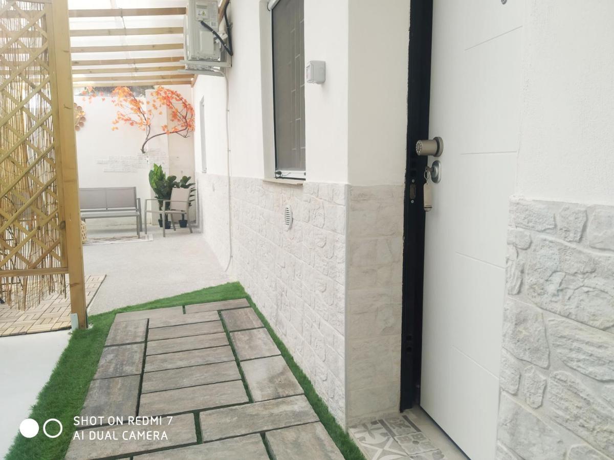 Aurisa Apartment Bari Zewnętrze zdjęcie